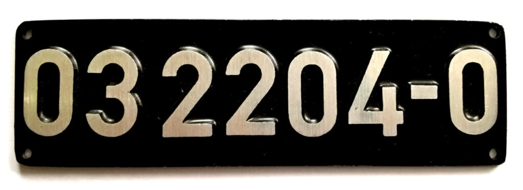 Lok – Schild – 03 2204-0